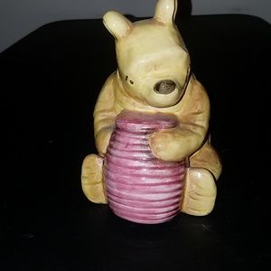 Winnie the Pooh and Honey Pot - Piggy bank